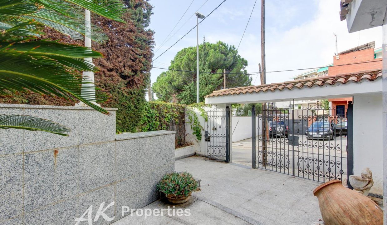 casa-en-venta-con-ascensor-poal-castelld-3792759-ab1fe8ad.jpg