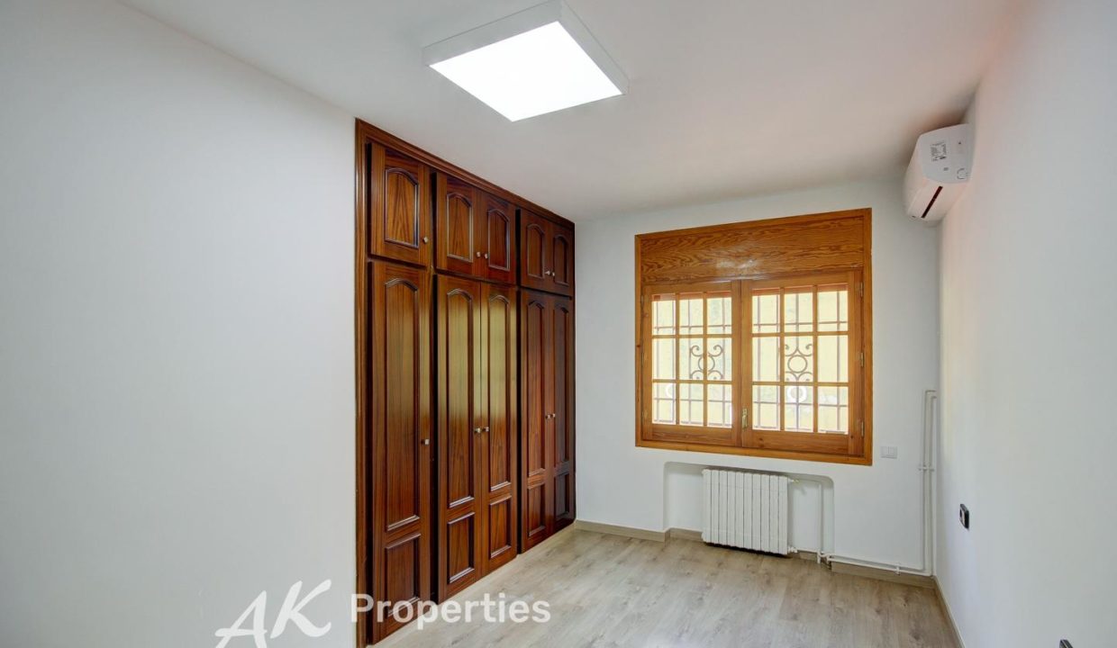 casa-en-venta-con-ascensor-poal-castelld-3792759-bdc850cf.jpg