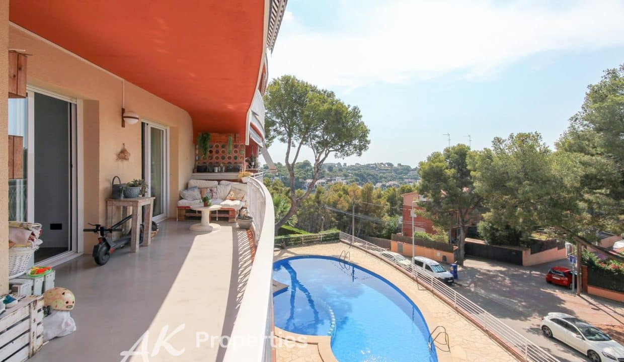 bonito-piso-reformado-tres-habitaciones-4163112-21121135.jpg
