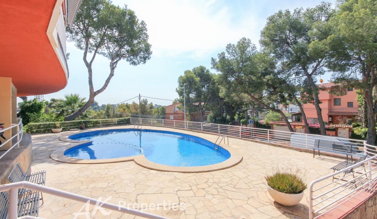 bonito-piso-reformado-tres-habitaciones-4163112-3f433664.jpg