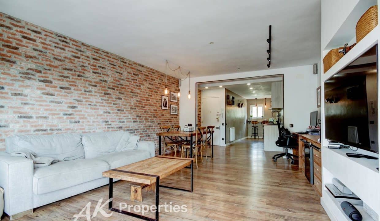 bonito-piso-reformado-tres-habitaciones-4163112-8737cd50.jpg
