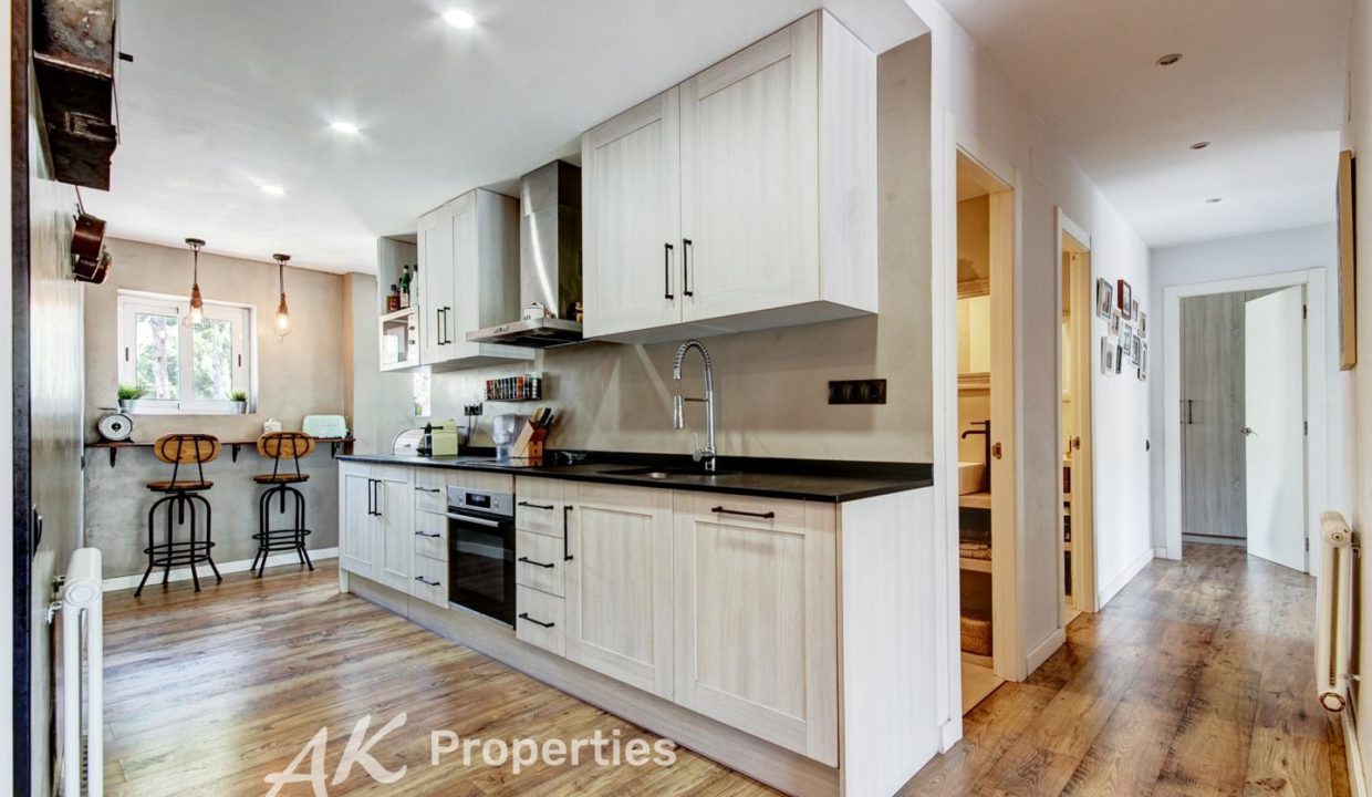 bonito-piso-reformado-tres-habitaciones-4163112-8aed90f7.jpg