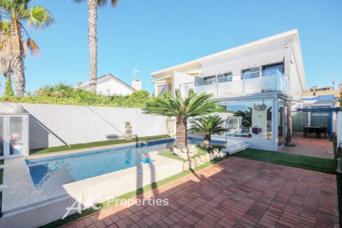 vive-frente-al-mar-confort-exclusividad-4201135-0cd53cb5-2.jpg