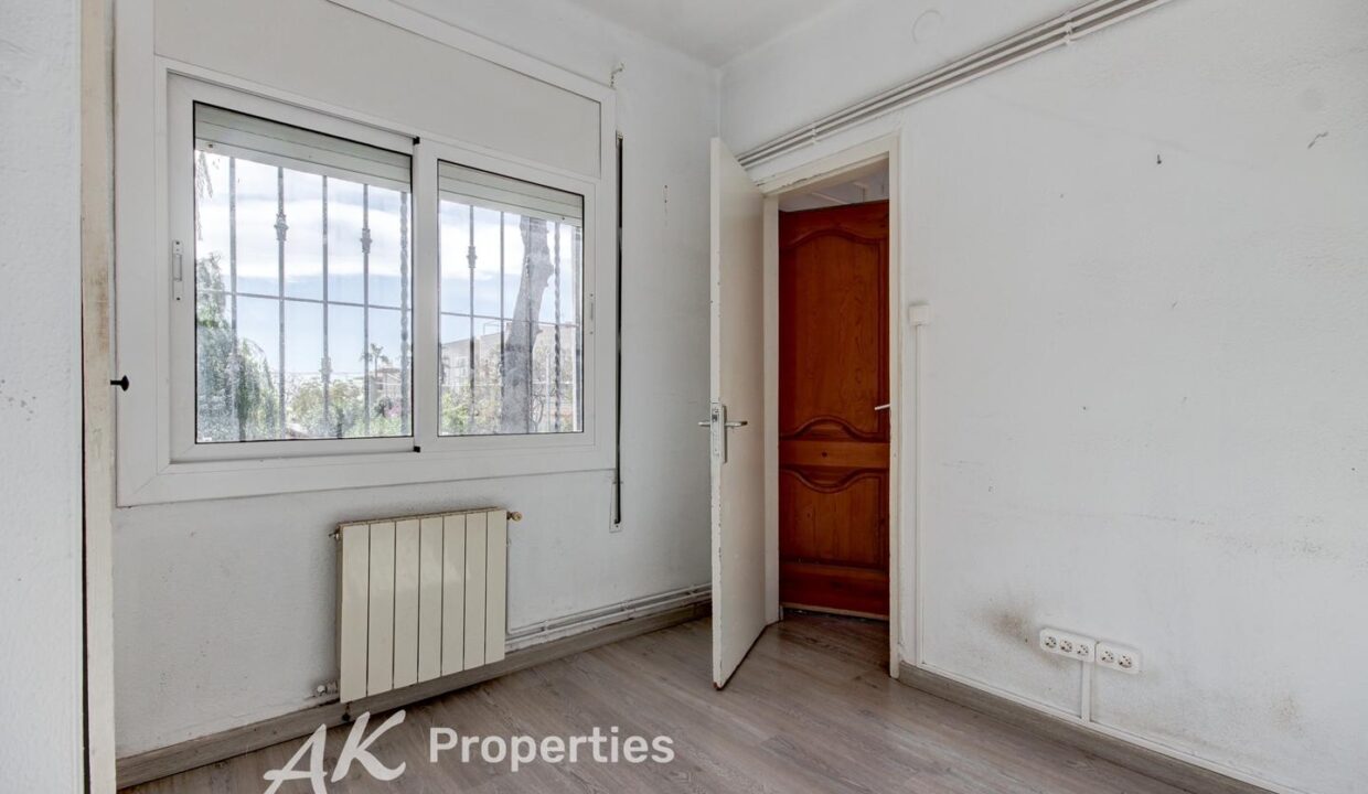 casa-en-venta-en-castelldefels-playa-bai-4208399-5a3b3fe8-4.jpg