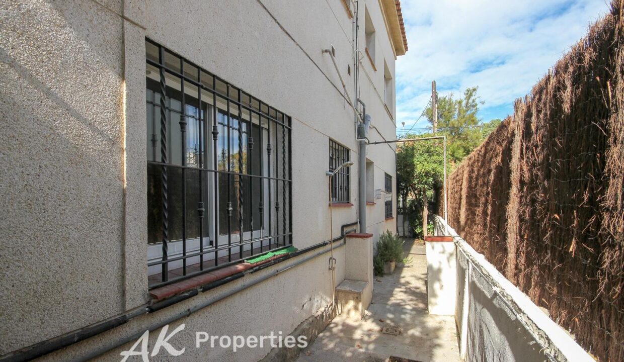 casa-en-venta-en-castelldefels-playa-bai-4208399-e4579255-2.jpg