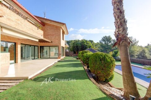 exclusiva-propiedad-en-bellamar-05792f48-0003706863-1.jpg