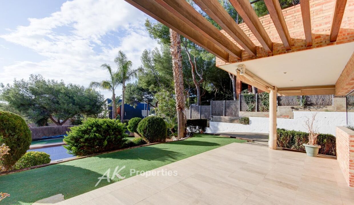 exclusiva-propiedad-en-bellamar-15b7dc09-0003706863-1.jpg