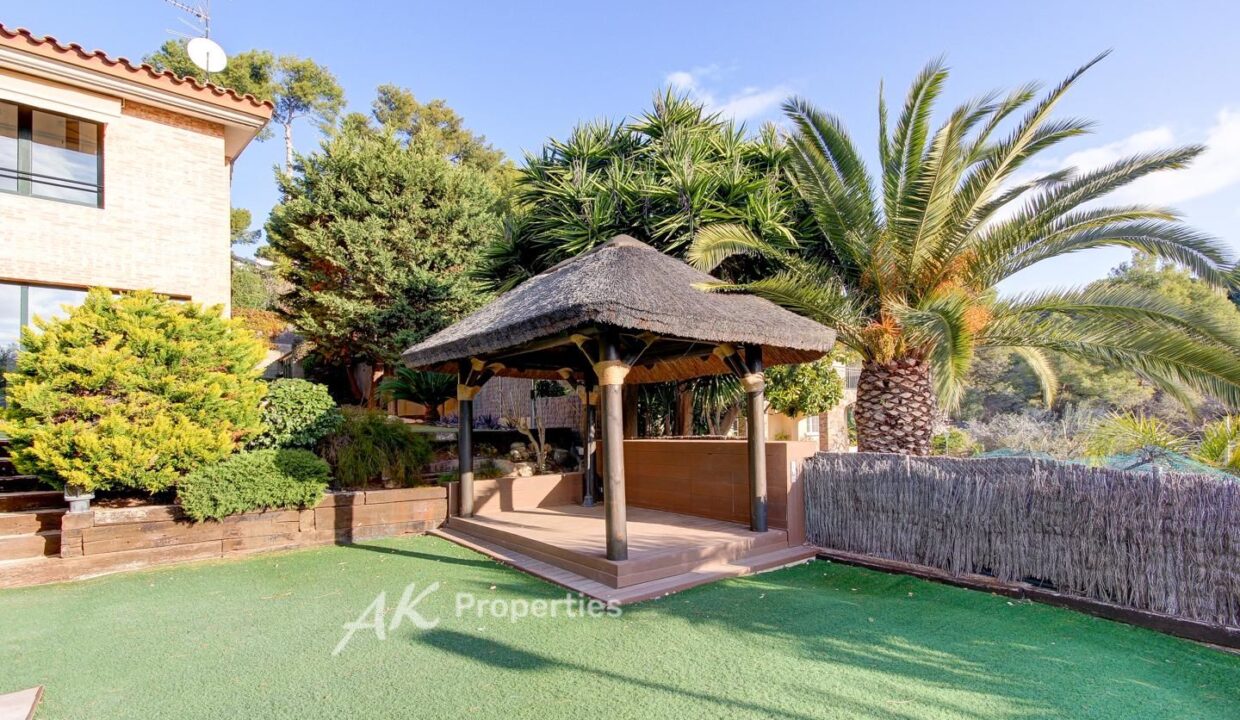exclusiva-propiedad-en-bellamar-8cc835a9-0003706863-1.jpg