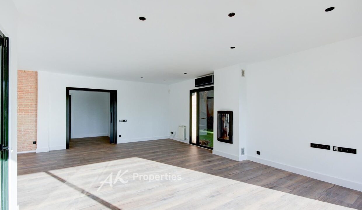 exclusiva-propiedad-en-bellamar-b2b0c3f5-0003706863-1.jpg