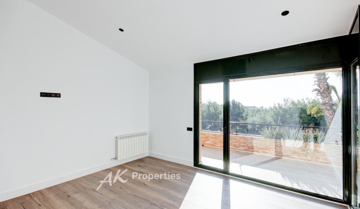 exclusiva-propiedad-en-bellamar-e85f3f67-0003706863-1.jpg