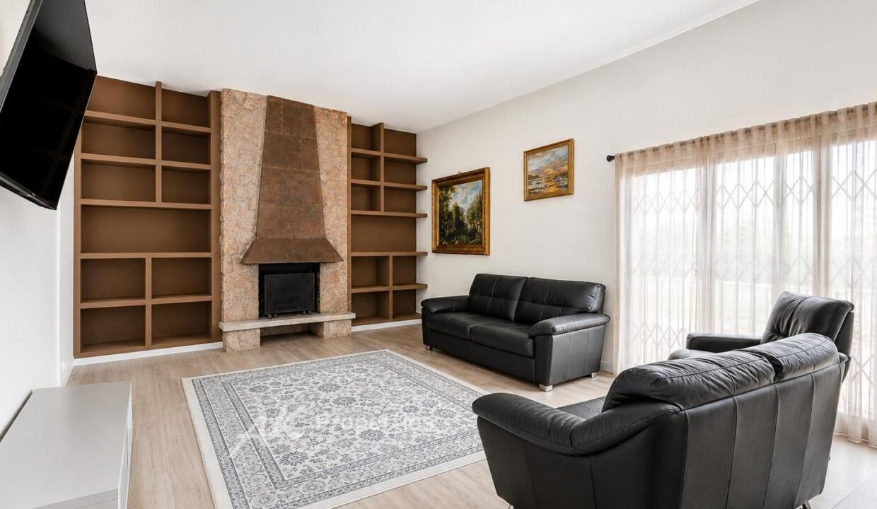 exclusiva-casa-unifamiliar-reformada-con-ca65de3a-0004240659-2.jpg
