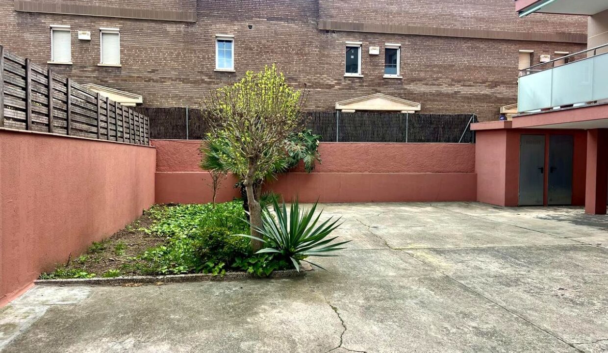piso-con-terraza-parking-735aaa9c-0004243604-2.jpg