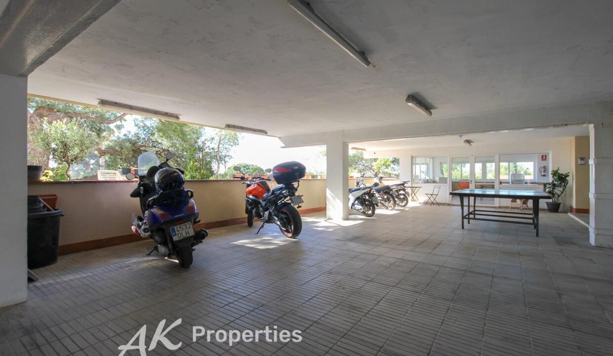 luminoso-apartamento-con-terraza-y-pisci-4247897-519eb397-5.jpg
