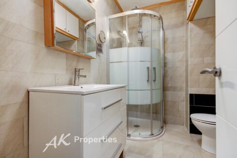 luminoso-apartamento-con-terraza-y-pisci-4247897-5e2936c5-5.jpg