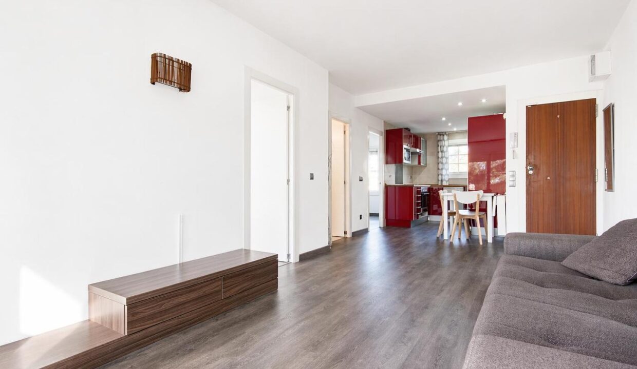 luminoso-apartamento-con-terraza-y-pisci-4247897-ff6ad40f-4.jpg