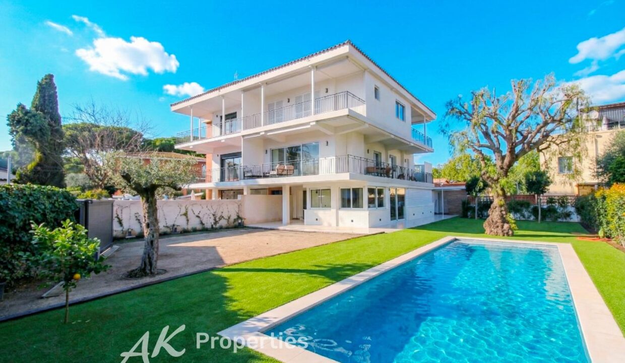 espectacular-casa-con-piscina-y-jardn-pr-4227378-3f0fc0a8-2.jpg