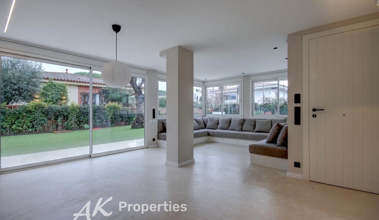 espectacular-casa-con-piscina-y-jardn-pr-4227378-433971d4-2.jpg