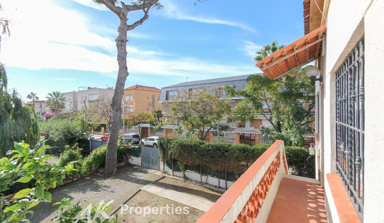 casa-en-venta-en-castelldefels-playa-bai-4208399-9894e7b6.jpg
