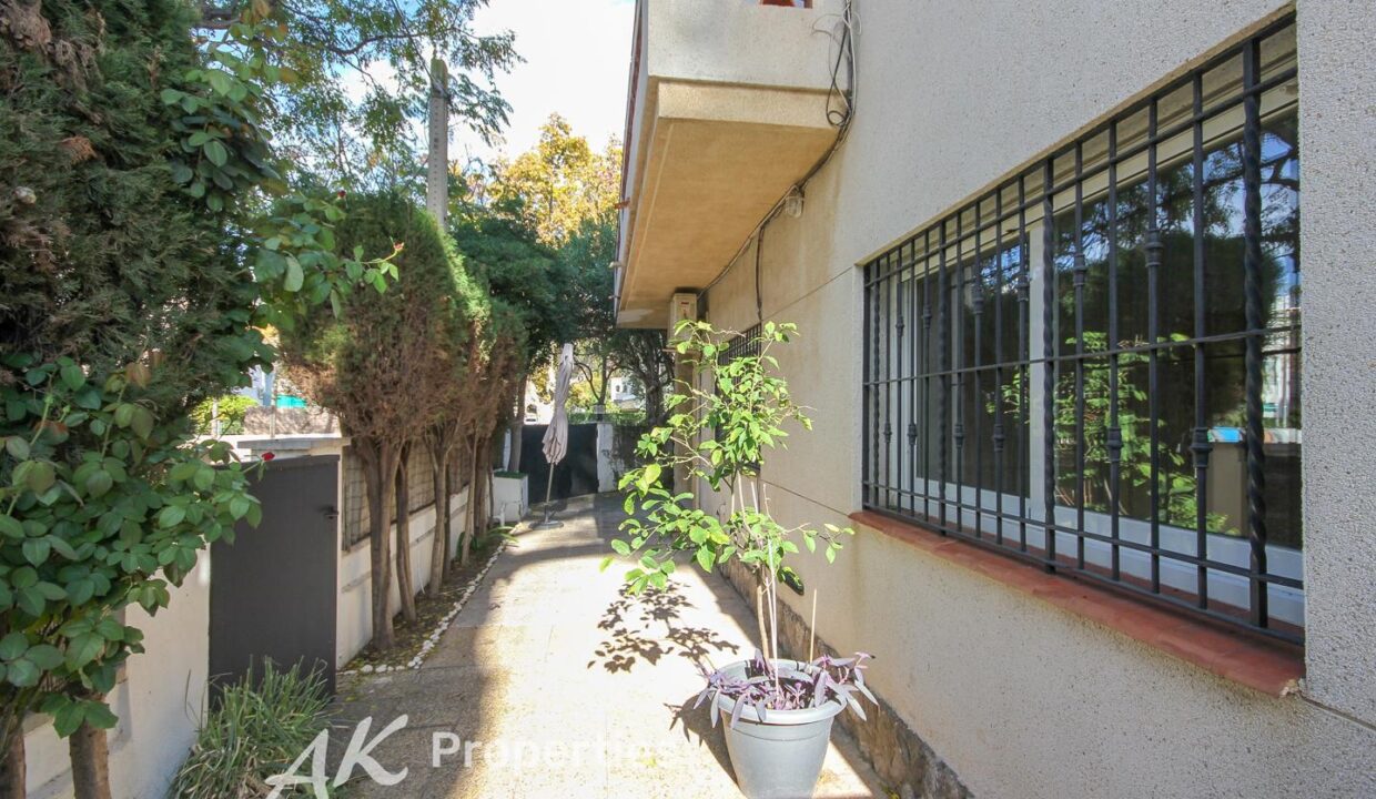 casa-en-venta-en-castelldefels-playa-bai-4208399-d71081af.jpg