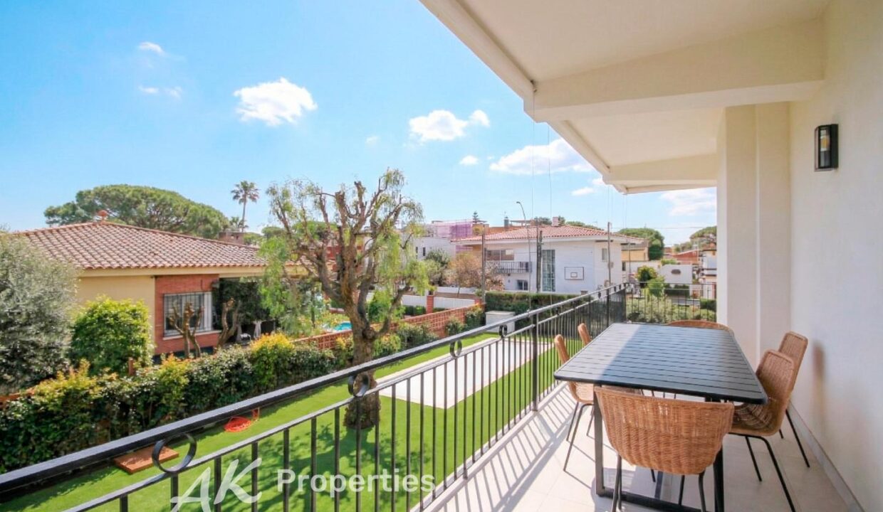 espectacular-casa-con-piscina-y-jardn-pr-4227378-4e07577f-2.jpg