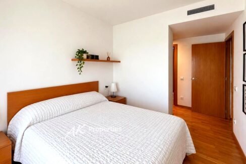 piso-con-terraza-piscina-parking-y-trast-8c8c9a2d-0004288649-5.jpg