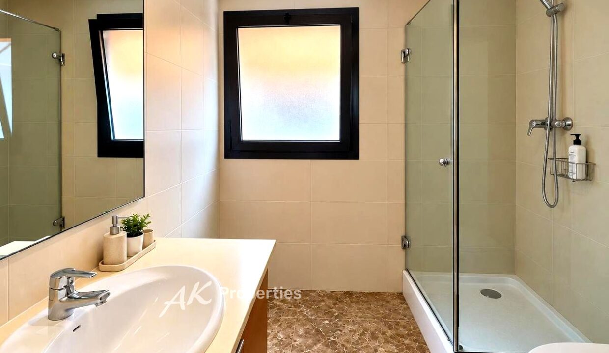 piso-con-terraza-piscina-parking-y-trast-d92b8e0a-0004288649-5.jpg
