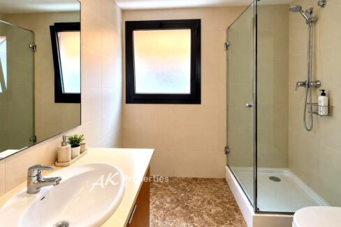piso-con-terraza-piscina-parking-y-trast-d92b8e0a-0004288649-5.jpg