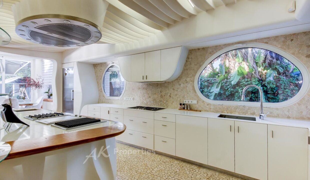 casa-de-alto-standing-en-castelldefels-445d2b64-0003386812-1.jpg