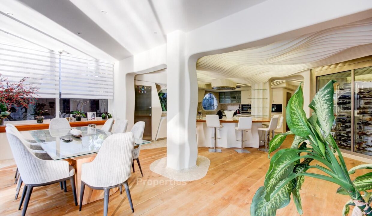casa-de-alto-standing-en-castelldefels-b24bc944-0003386812-1.jpg