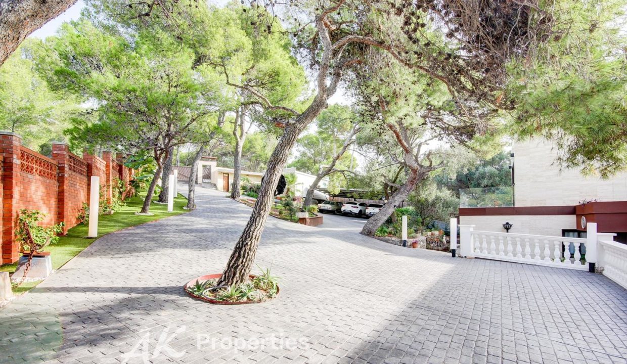 villa-exclusiva-en-montemar-3609019-ee79d0c5.jpg